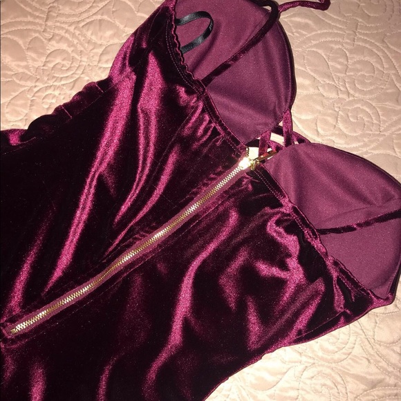 Velvet Dress - Picture 2 of 3